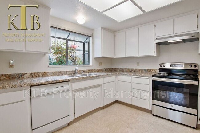 Building Photo - 4751 Knapp Way