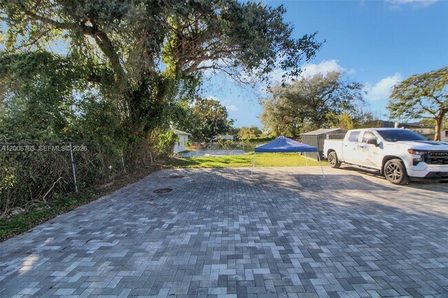 Building Photo - 21226 SW 119th Ave