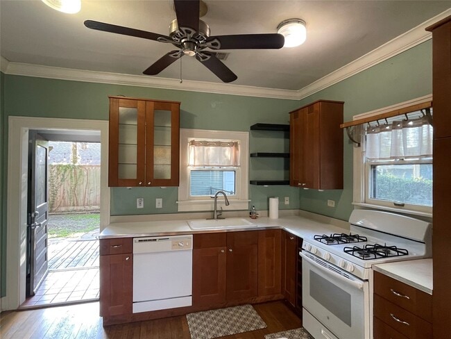 Building Photo - 4621 Michaux St