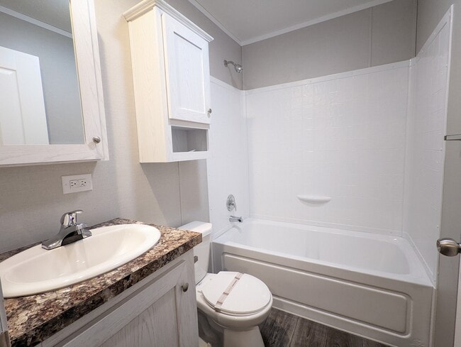 Building Photo - 607 Ohio