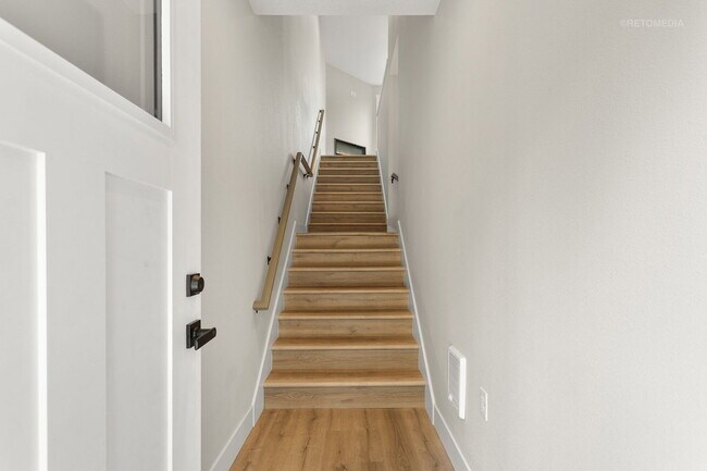 Building Photo - 4243 Verda Ln NE
