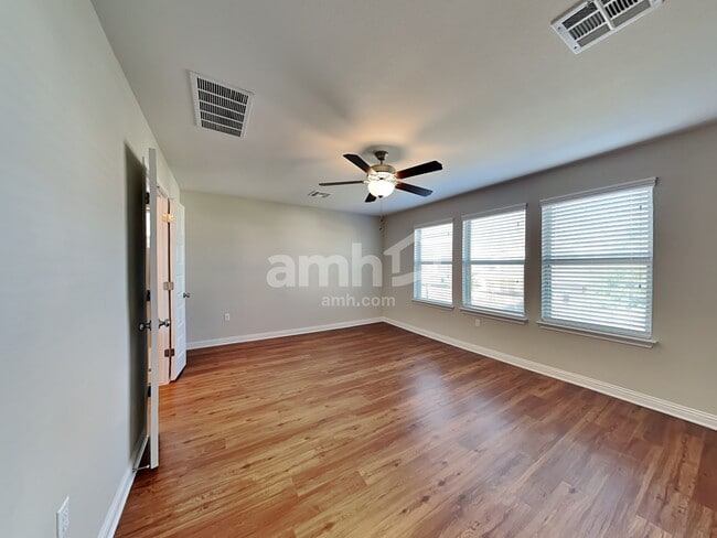 Building Photo - 8100 McKamy Dr