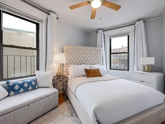 Building Photo - 51 Park Dr