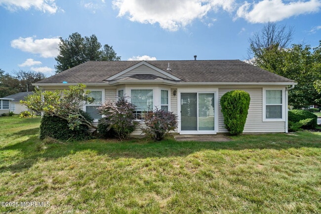 Building Photo - 7 Tamarack Ct