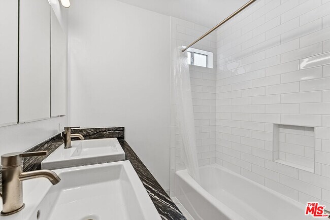 Building Photo - 4762 Imlay Ave