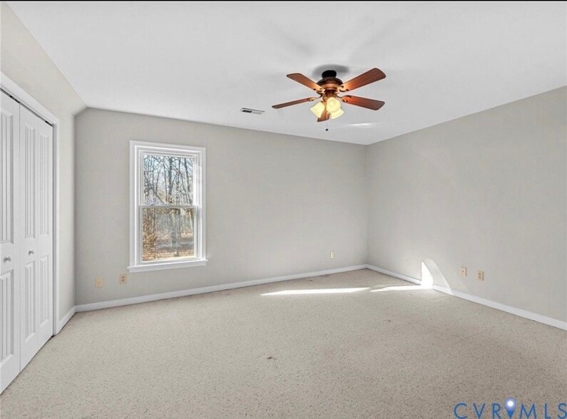 Building Photo - 13706 Danbury Dr