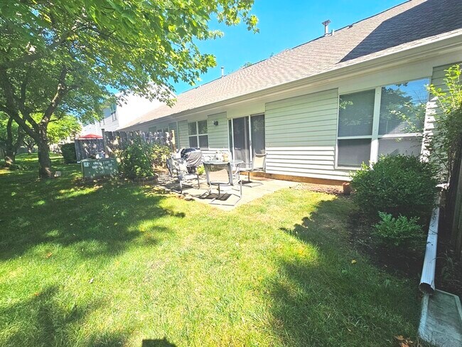 Building Photo - 1605 Portsmith Ln
