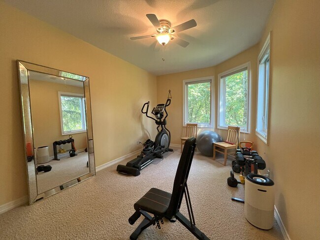 Building Photo - Forest-View Luxury Home with 5 Bedrooms, L...