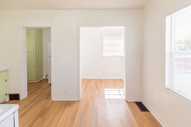 Building Photo - 175 S 100 W