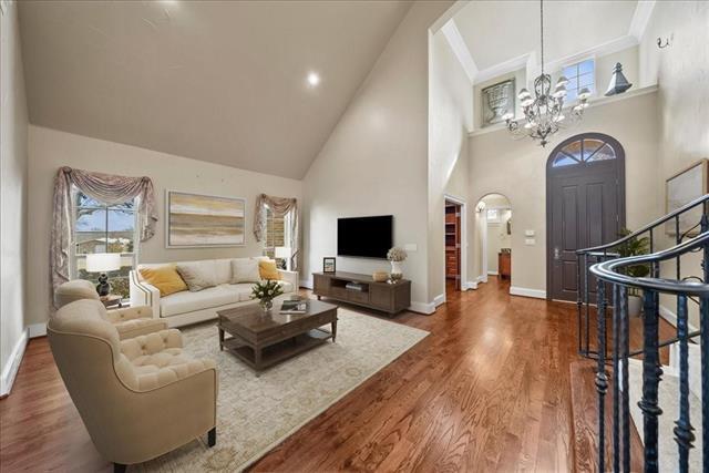 Building Photo - 900 Amethyst Dr