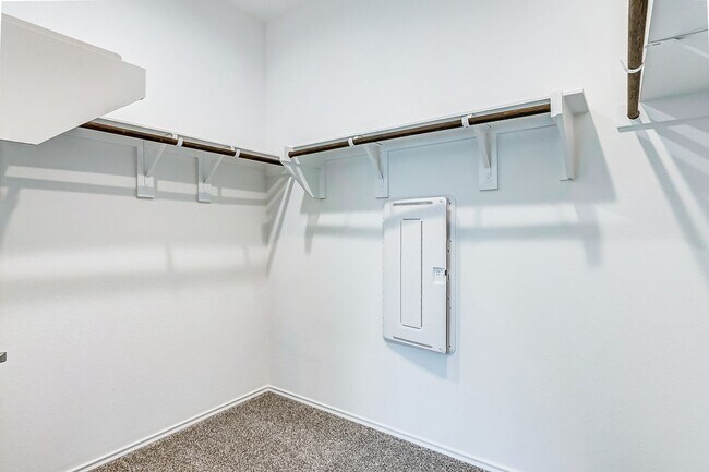 Building Photo - 4953 Almond Ter Dr