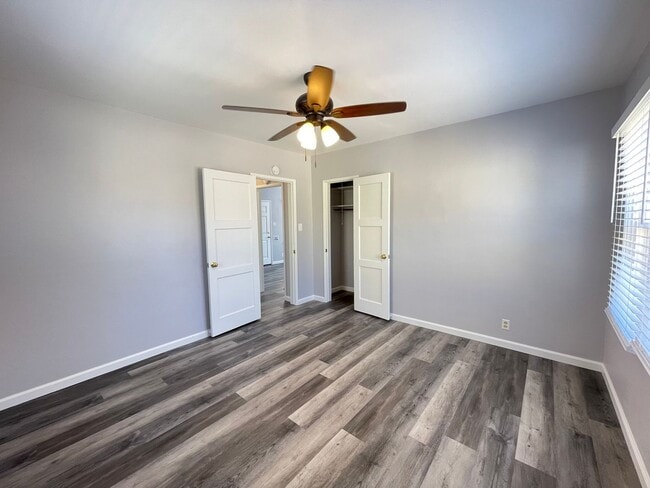 Building Photo - Charming Southside Home on Huge Lot!