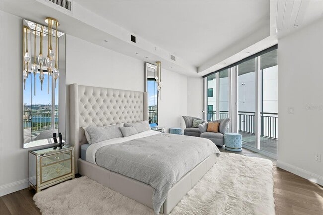 Building Photo - 450 Knights Run Ave