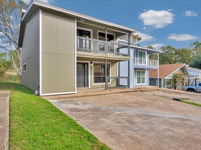 Building Photo - 41 Harbour Row Dr