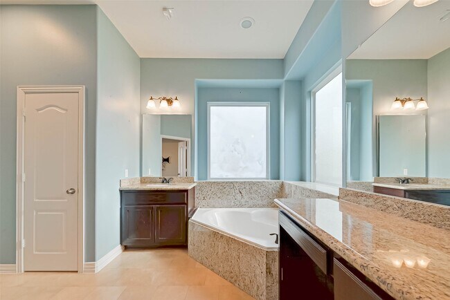 Building Photo - 24922 Florina Ranch Dr