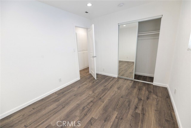 Building Photo - 257 Avenida Victoria