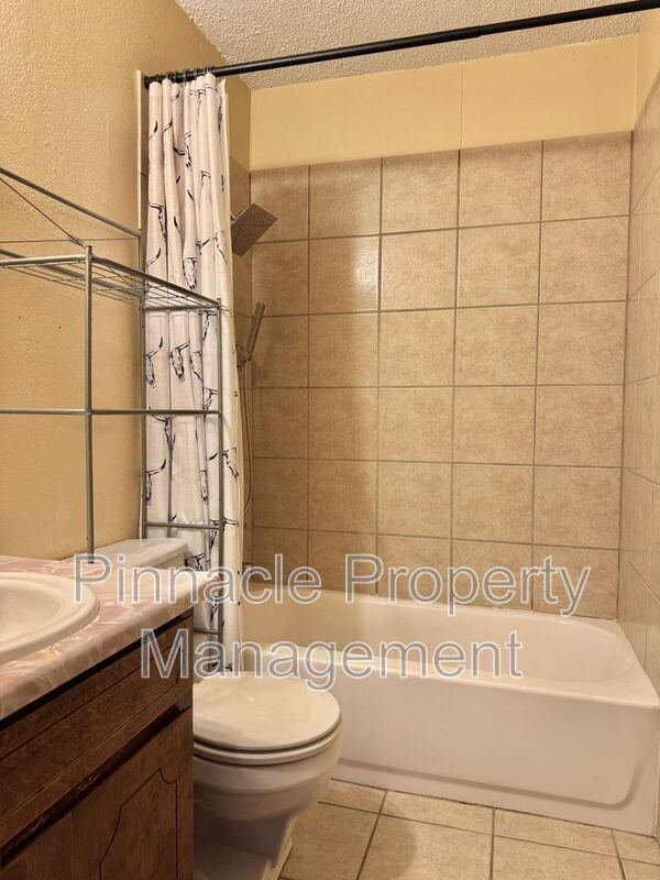 Building Photo - 3814 Wild Rye Trail