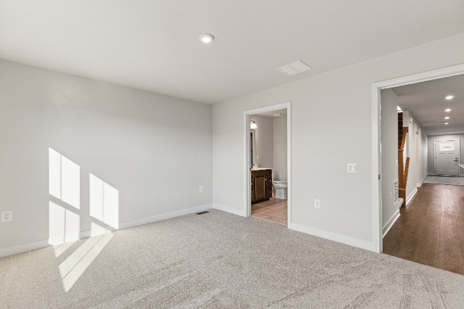 Building Photo - 4319 Southerby Dr