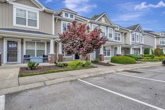 Building Photo - 282 Killian Way