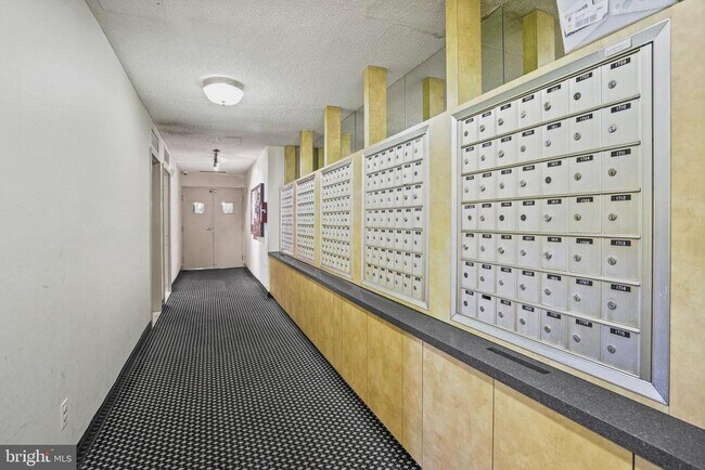 Building Photo - 11801 Rockville Pike