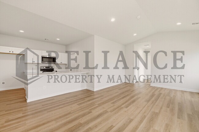 Building Photo - 202 N Gowen St