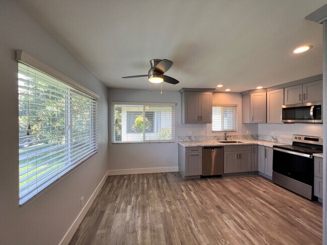 Building Photo - 5852 Santa Barbara Ave