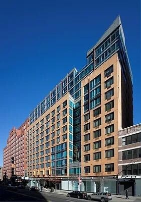 Building Photo - 535 W 23 St