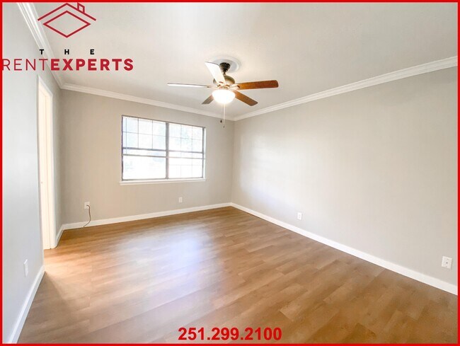 Building Photo - 1075 Seven Hills Curve S