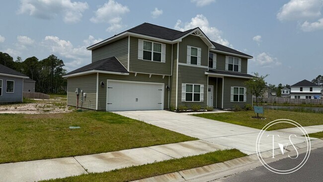 Building Photo - WINTER MOVE-IN SPECIAL: $500 OFF 1ST MONTH'S RENT!**