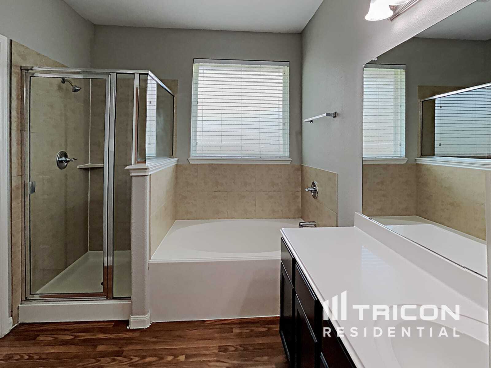 Building Photo - 21566 Alexa Forest Dr