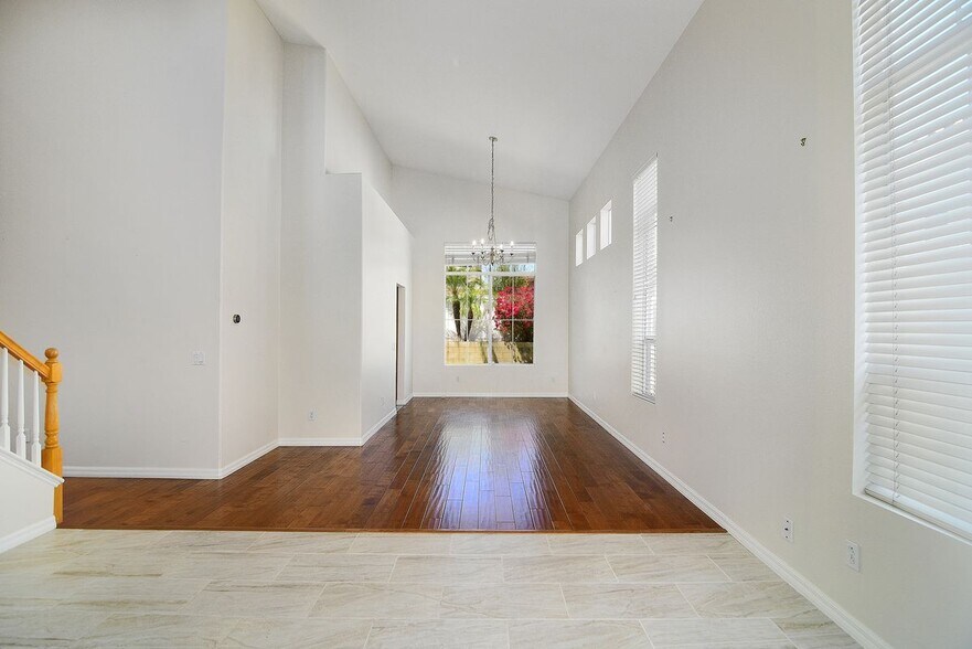 Building Photo - 4597 El Capitan Pl