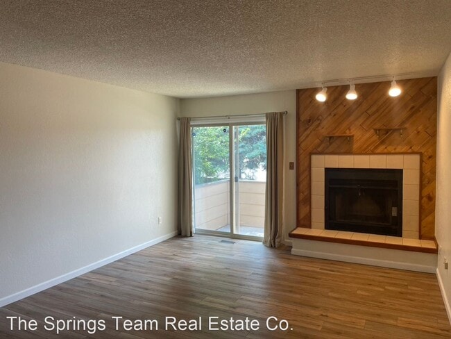 Building Photo - 2 br, 2 bath House - 82 Stovel Circle