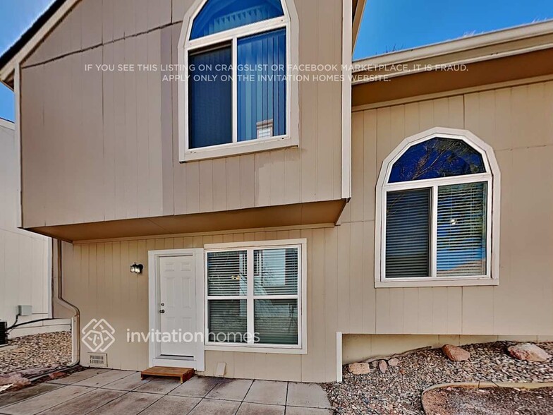 Building Photo - 5425 Majestic Dr