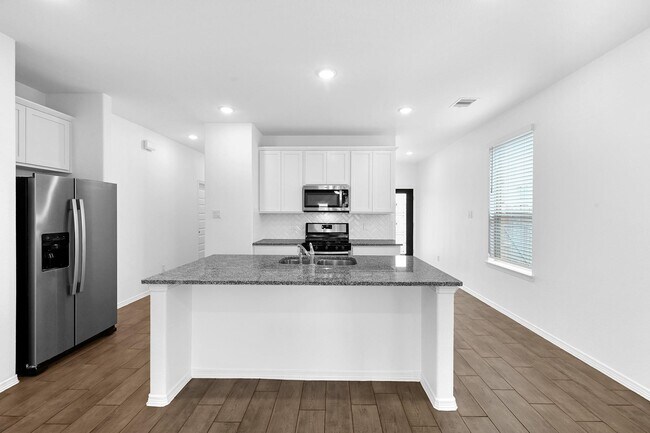 Building Photo - 5735 Tabula Rasa Dr
