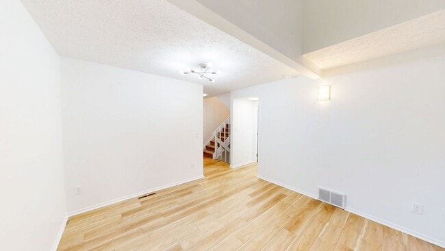 Building Photo - 159 Corbins Mill Dr