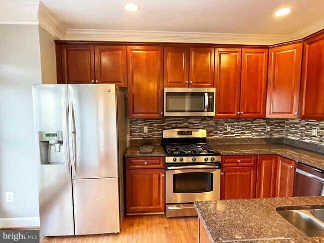 Building Photo - 12915 Ethel Rose Way