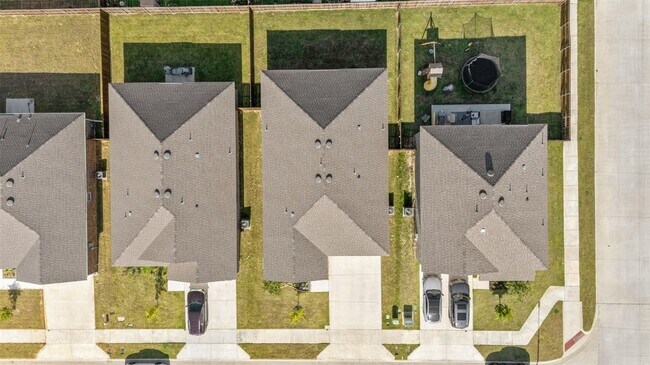 Building Photo - 10357 Rosegreen Ln