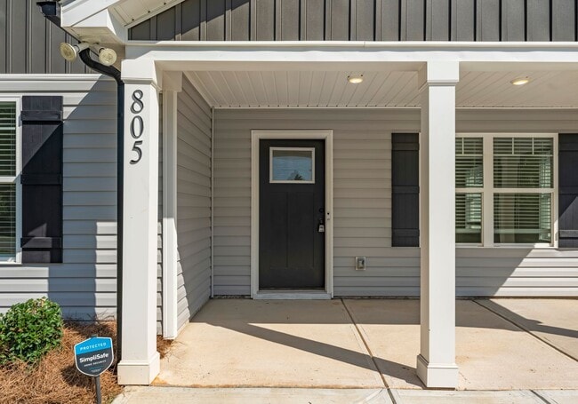 Building Photo - 3 Bed, 2 Bath Home in Landis NC!