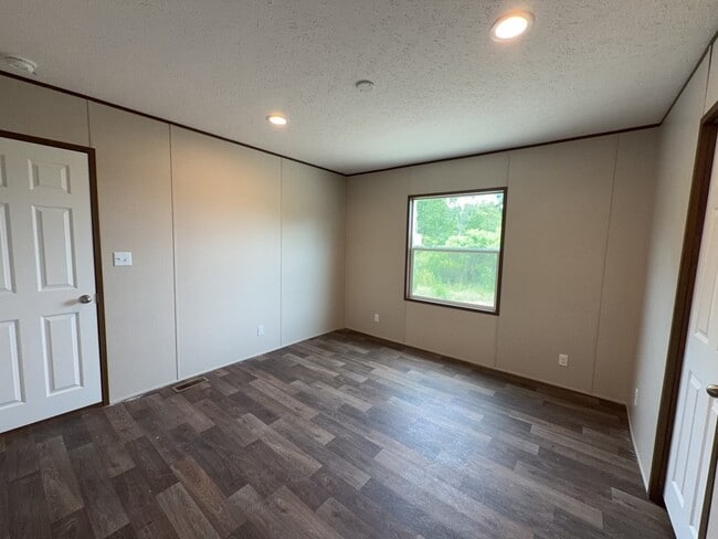 Building Photo - 3046-5914 15