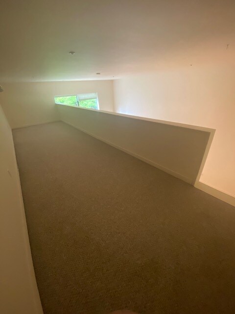 Building Photo - 80 Vine St