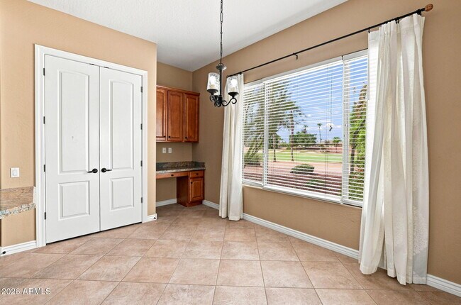 Building Photo - 22114 N San Ramon Dr
