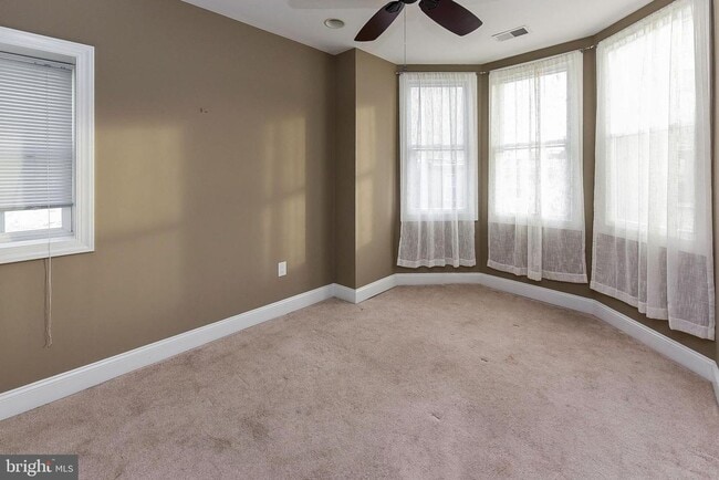 Building Photo - 2012 Carpenter St