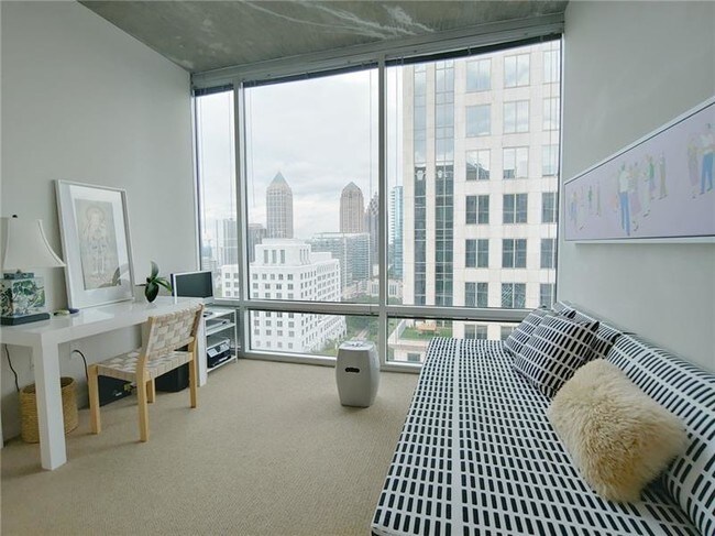 Building Photo - 943 Peachtree St NE