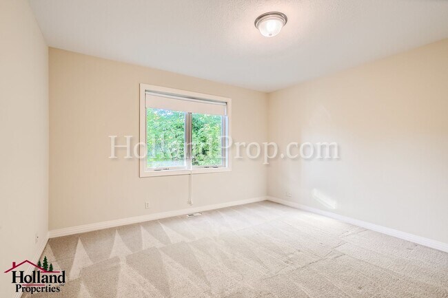 Building Photo - Gorgeous Single Home in Great location!!!