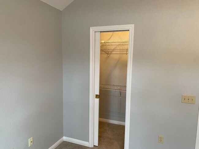 Building Photo - 13515 Demeter