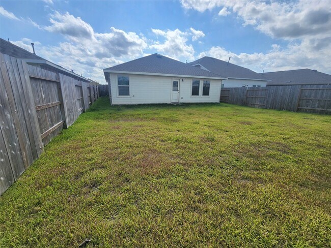 Building Photo - 21567 Casavatore Dr