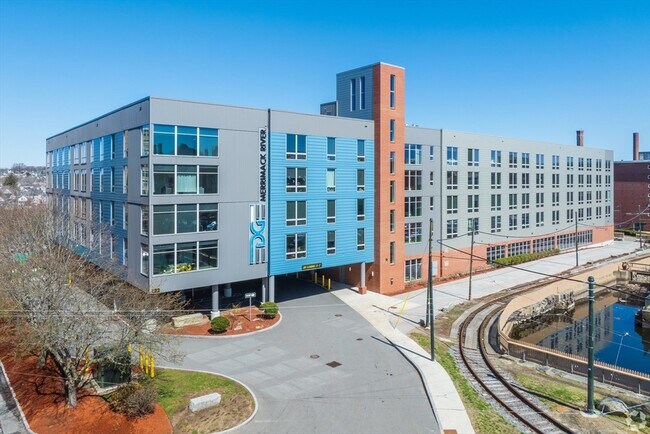 Primary Photo - 1 Merrimack Plaza