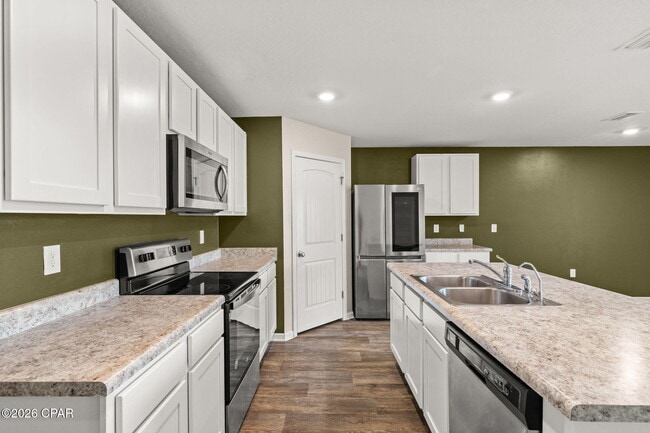 Building Photo - 7292 Ellie B Dr