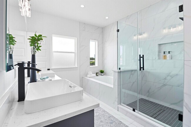 Building Photo - 2939 El Fenice Ln