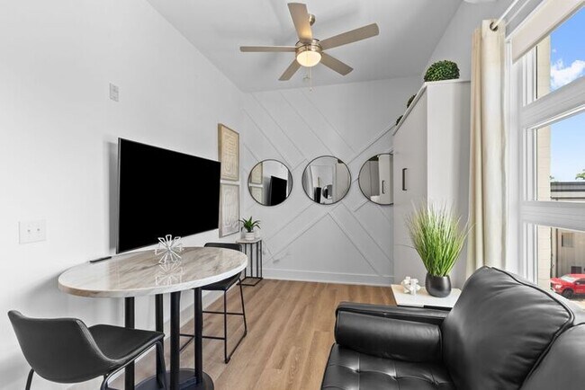 Building Photo - Chic Studio in the Heart of WEHO – Water &...